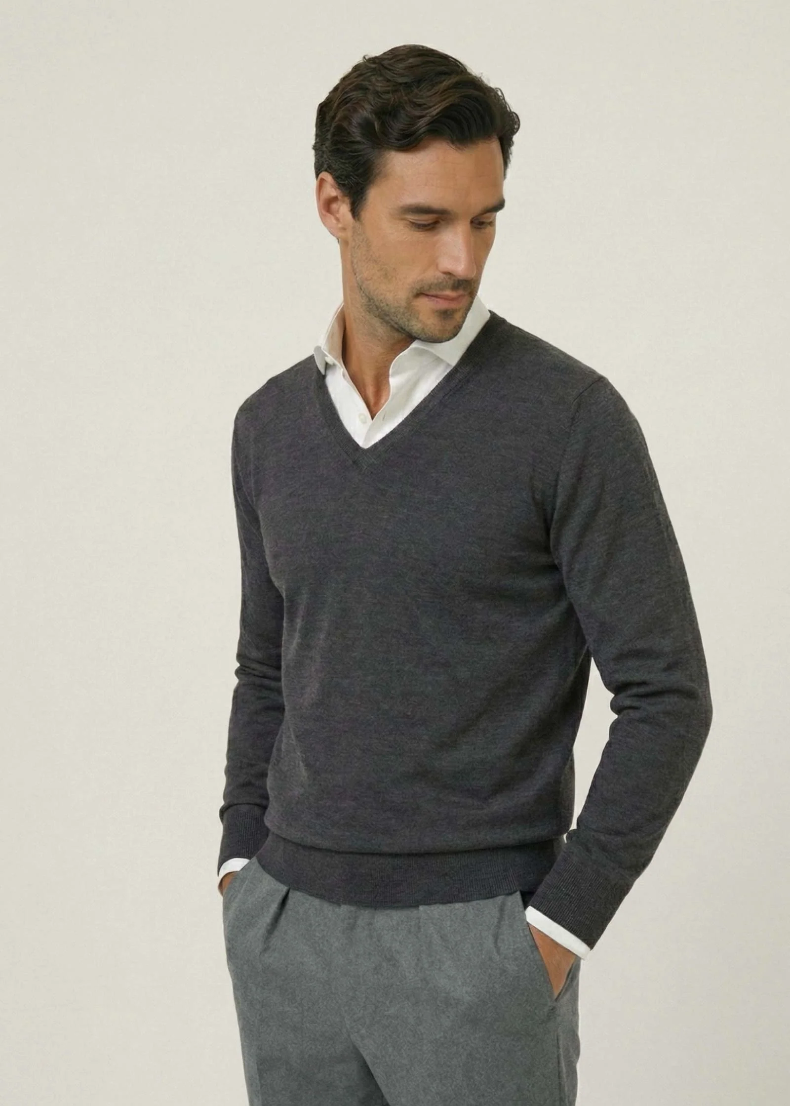 Merino Pullover V-Neck, Graphite - Image 3