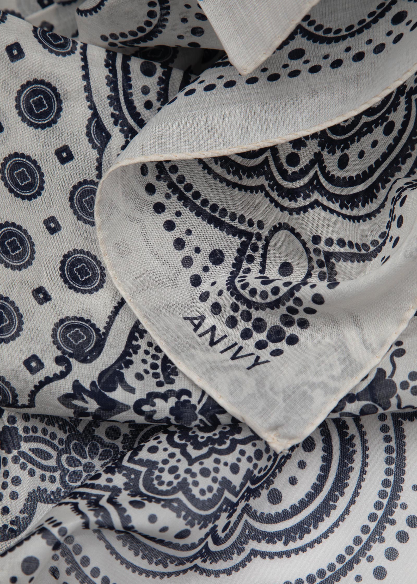 Off White Flower Medallion Bandana - Image 4